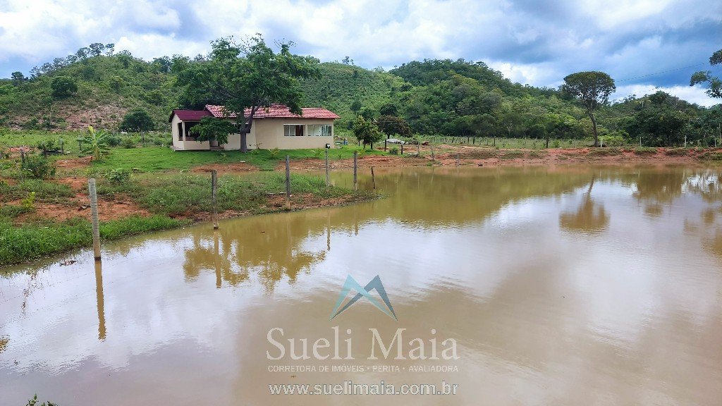 FAZENDA 66,5 ALQ  PERTINHO DO ASFALTO – MINAÇU/GO